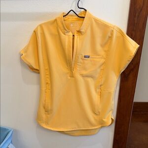 Figs Dandelion Montex Top